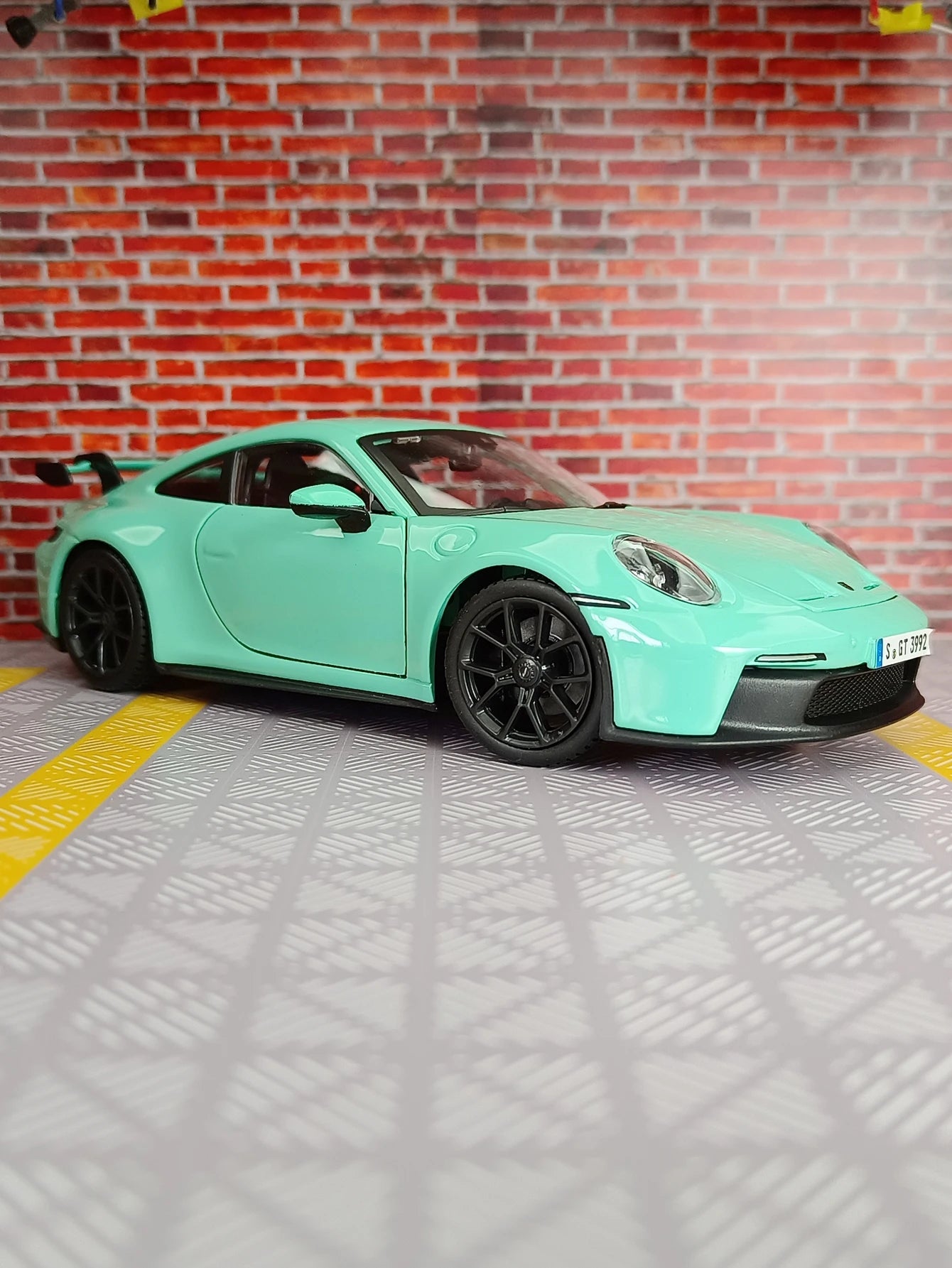 Bburago Porsche 911 GT3 1:24