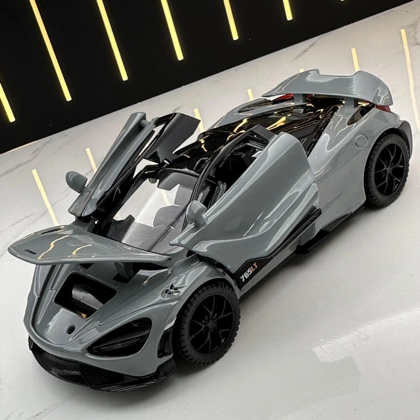 MiniAuto McLaren 765TL 1:32
