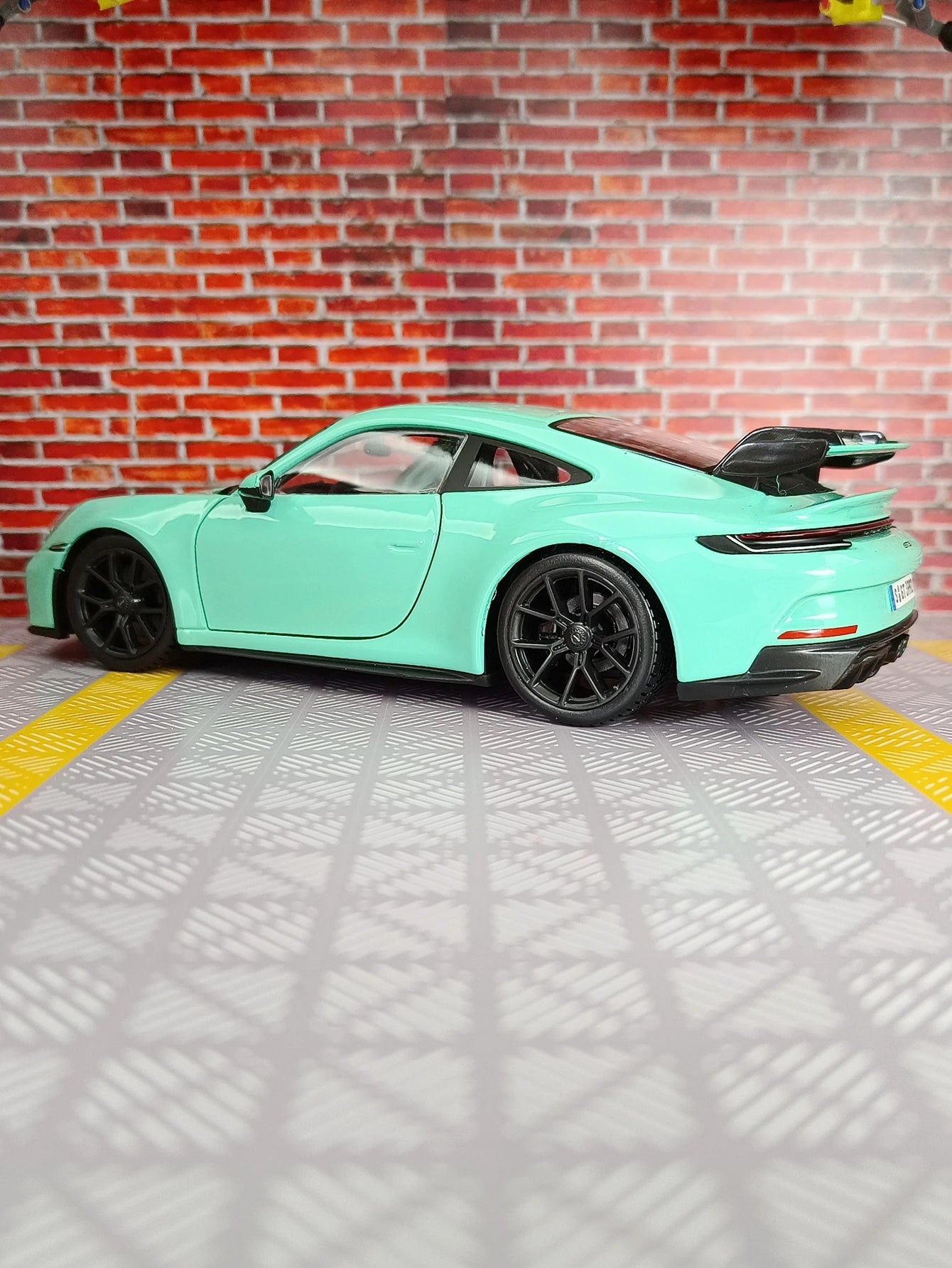 Bburago Porsche 911 GT3 1:24
