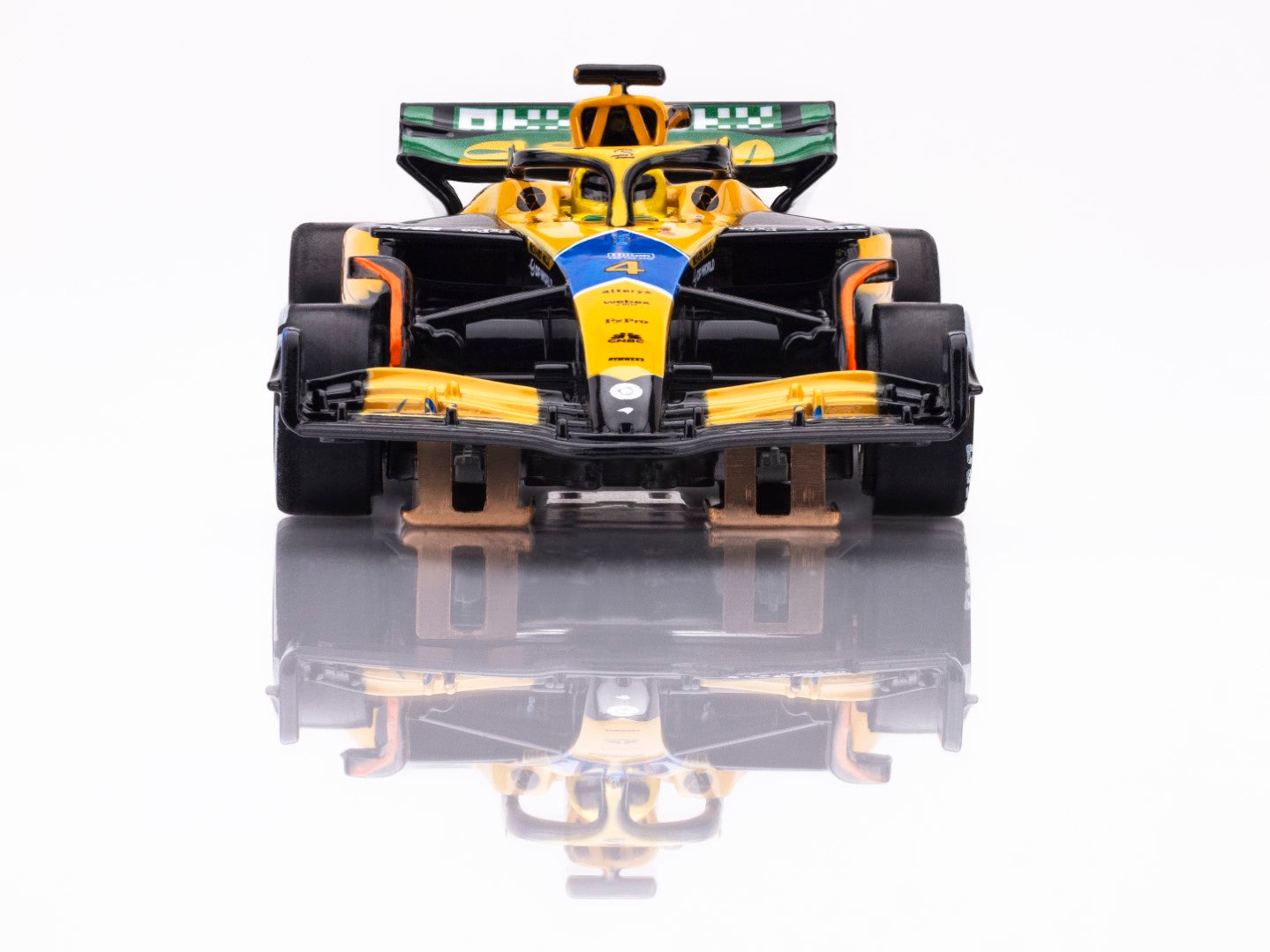 AFX 22120 McLaren F1 MCL38 #4 Lando Norris Ayrton Senna 2024 HO Slot Car