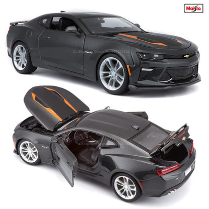 Maisto 2017 Chevrolet Camaro SS 50th Anniversary 1:18