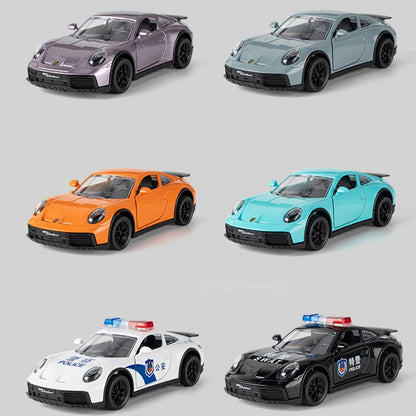 Makeda Porsche 911 DaKar 1:32