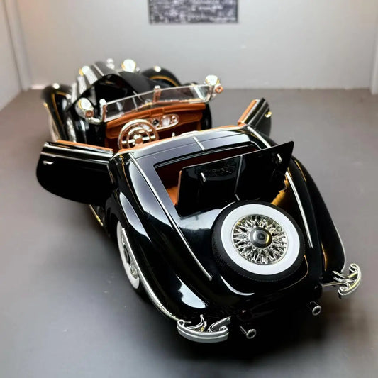 1936 Mercedes Benzs 500K 1:18