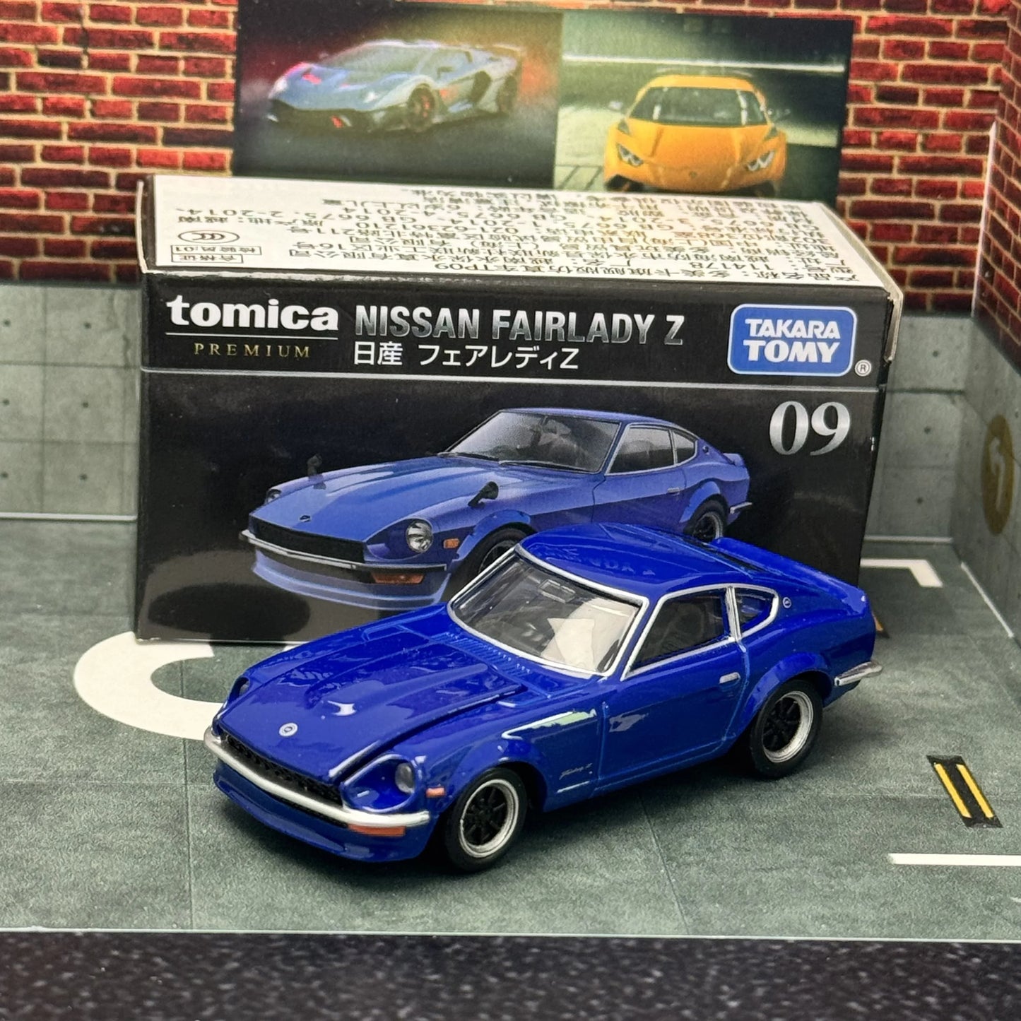 Takara Tomy Tomica NISSAN FAIRLADY Z 1:64