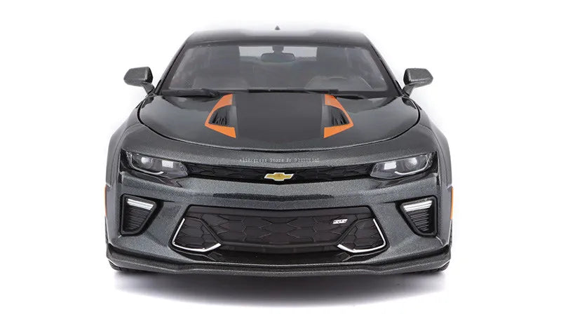 Maisto 2017 Chevrolet Camaro SS 50th Anniversary 1:18