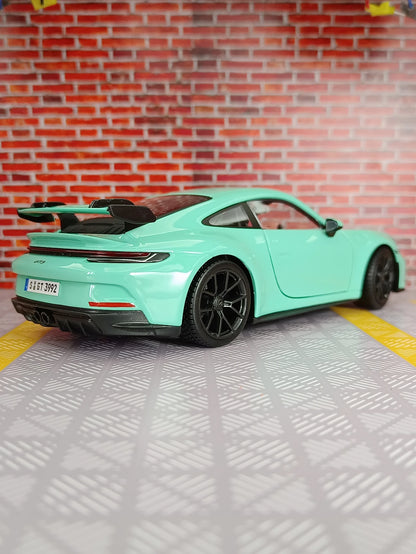 Bburago Porsche 911 GT3 1:24